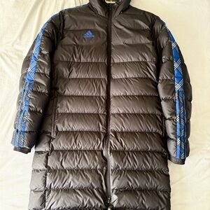 Adidas Men's Puffer Jacket in Black with Blue Stripes